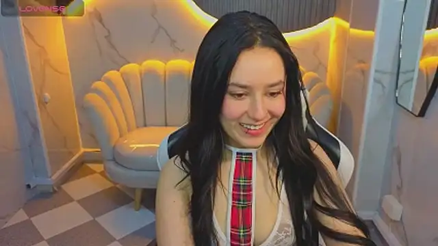 Aleja05 b online show from November 11, 9:23 pm