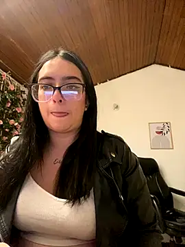 Kloe Novoa online show from November 4, 12:43 pm