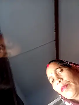 Indiangueen online show from November 5, 10:31 am