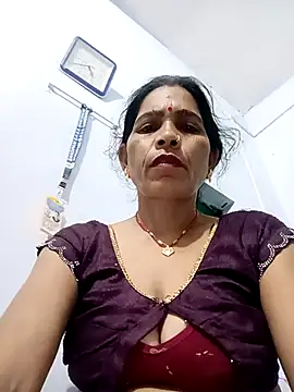 Indiangueen online show from October 28, 11:09 pm