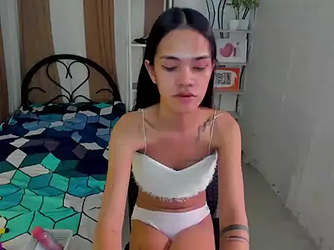 XxBigCockAliyahxX online show from October 31, 1:29 am