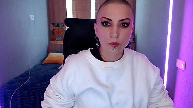 Sweet-n-Strong online show from April 12, 7:55 am