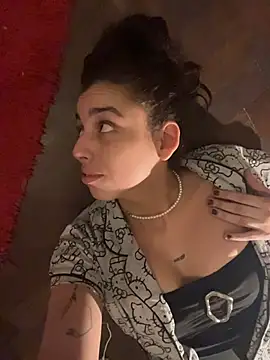 gigi333regi online show from March 4, 1:12 am