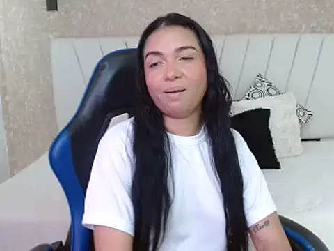 AliceSmity  online show from March 15, 2:41 pm