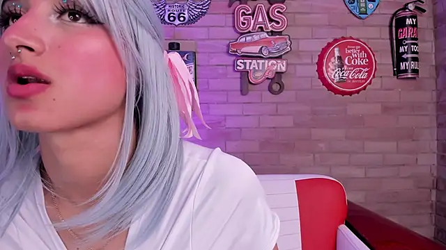 foxy sharlotte online show from November 25, 6:20 pm