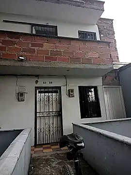 LAPOTRA 04 online show from April 5, 4:17 pm