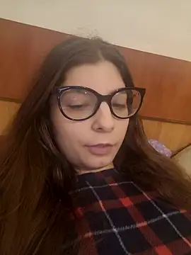 sweetbabygirlforyou online show from March 30, 4:45 am