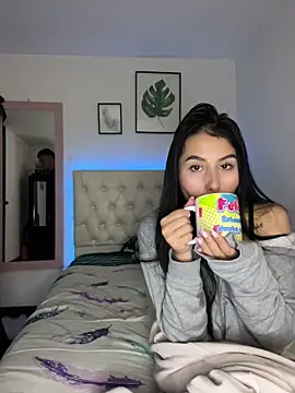 BIJOU SECRET online show from February 19, 5:18 am