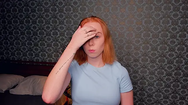 AddieOsler online show from November 5, 9:20 pm