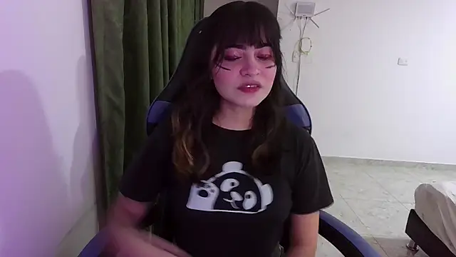 Annagoth  online show from November 5, 12:38 am