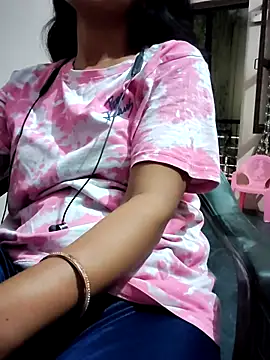 Hot-Rubyy online show from July 24, 5:11 pm
