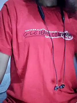 Hot-Rubyy online show from July 7, 6:32 pm