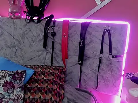 CleareRems online show from December 20, 3:49 pm