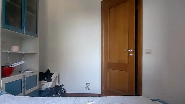 SinnEmily online show from March 25, 1:36 pm