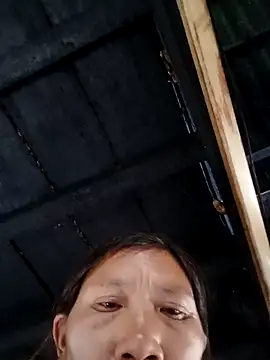 bella-la online show from November 24, 7:10 am