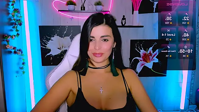 NestiSharm online show from November 16, 11:54 am