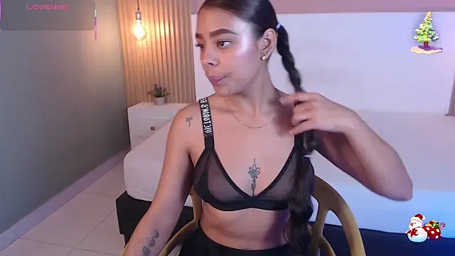 SoffiaDams2 online show from November 28, 12:19 pm