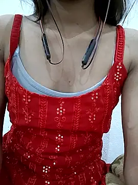 Hia Rani online show from November 3, 5:06 pm