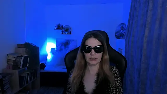 AleksaLaurent online show from November 29, 9:02 am