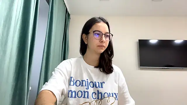 Allisgree online show from November 15, 7:20 am