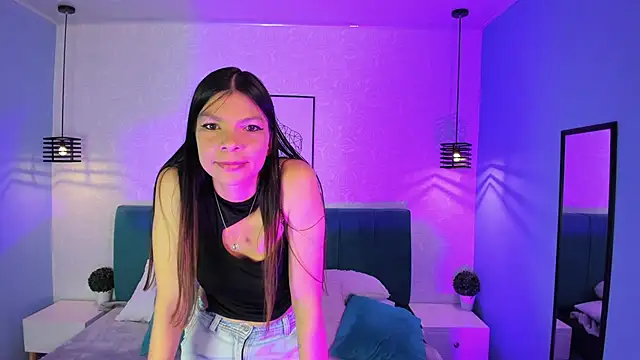 samantaortega   online show from November 28, 8:23 pm