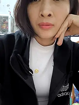 Agine222 online show from November 3, 7:45 am