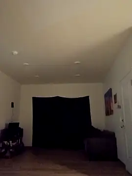 Karebearz1 online show from March 30, 8:47 am