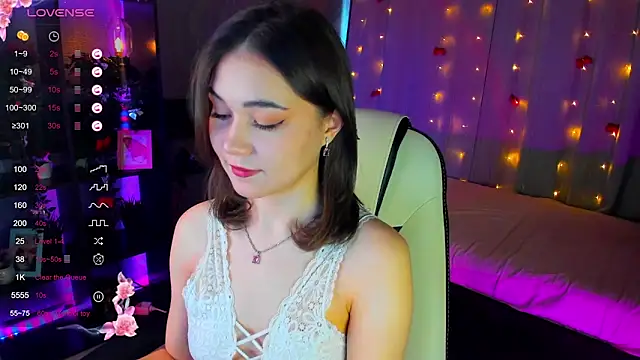 MistyLovia online show from February 12, 9:33 am