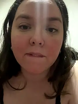 justaldita online show from November 8, 11:32 pm