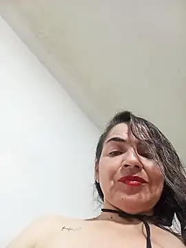 MaryRoze  online show from March 12, 3:20 am