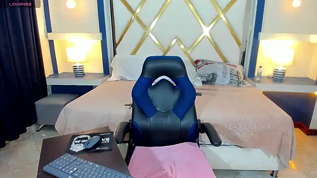 lia cr1 online show from March 14, 12:22 am