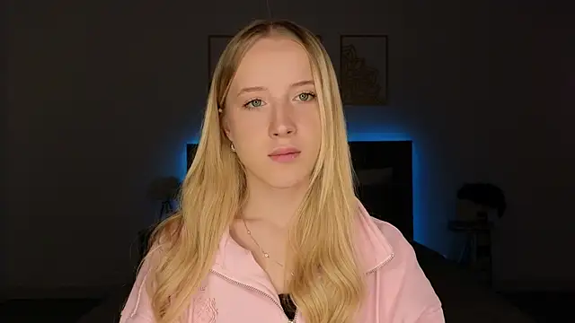 adele armass online show from April 30, 8:57 pm