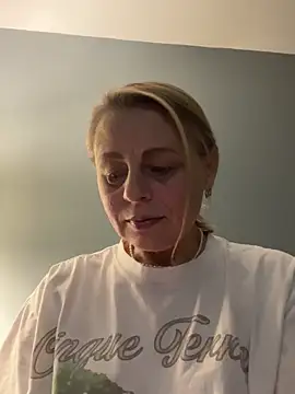 ToriLove777 online show from November 14, 7:08 am