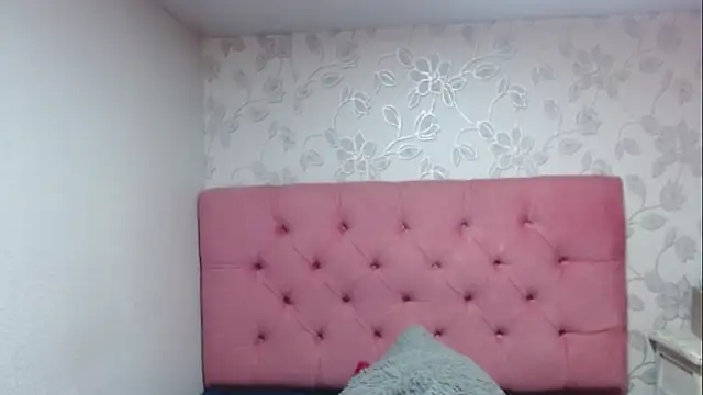 selenabustamante online show from November 24, 11:51 pm