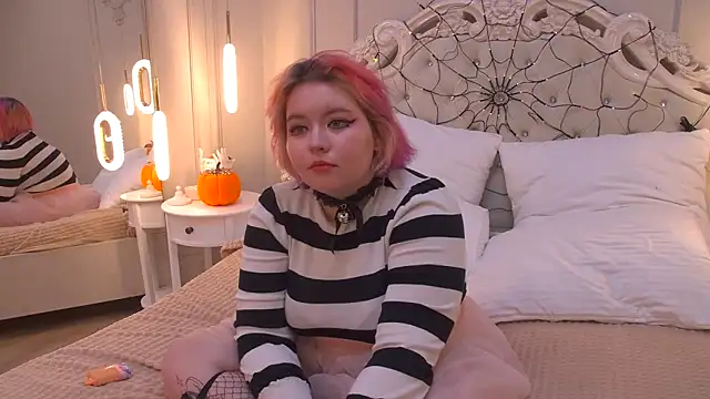 JennyBloom online show from November 8, 10:09 am