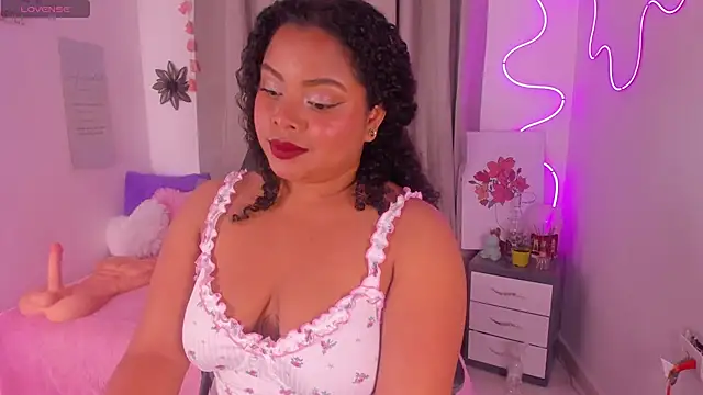 alanaa gomezz online show from January 14, 8:14 pm