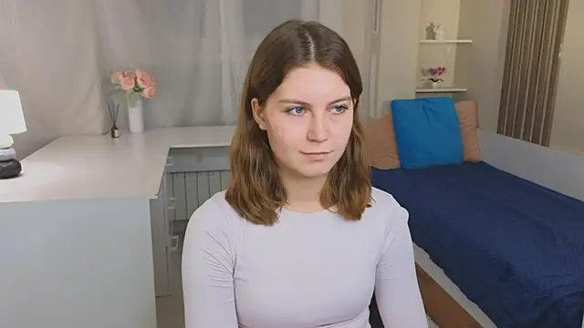 TereseHoltorf online show from November 15, 3:02 pm