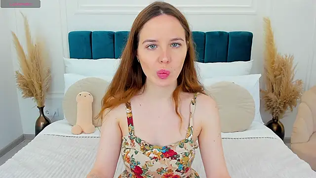 MonaRicci online show from November 12, 1:09 pm