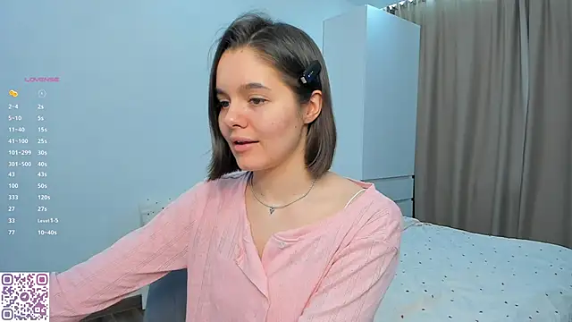 Xo Laura online show from February 9, 6:54 pm