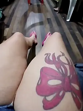 ruiviinhaah online show from March 29, 10:42 pm