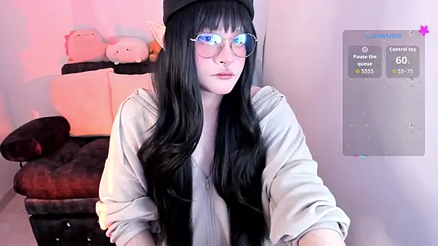 Omorimori online show from February 13, 2:08 pm