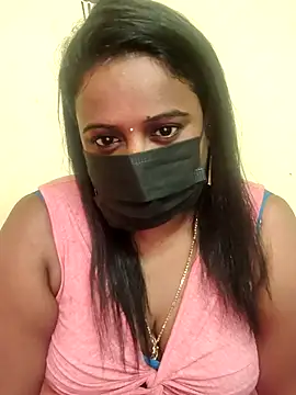 tam-queen1 online show from November 12, 7:06 am