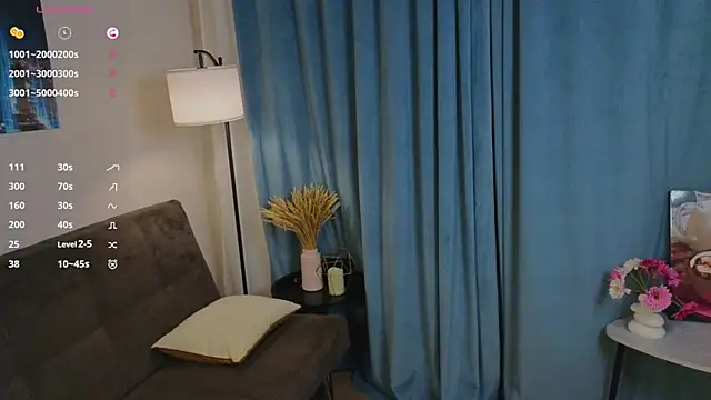 MowasaBritten online show from February 13, 4:19 pm