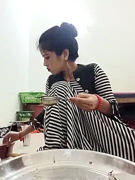 Sanjna babby online show from April 11, 11:14 am