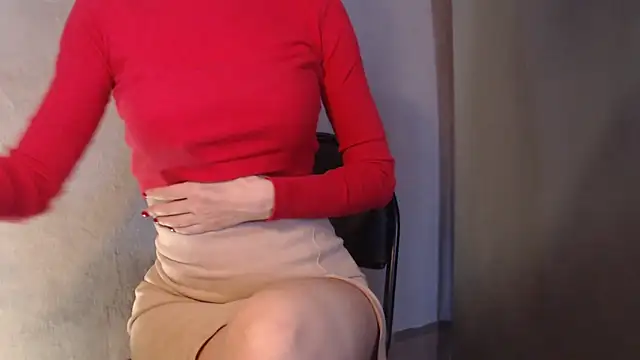 charm  me online show from April 16, 9:09 am