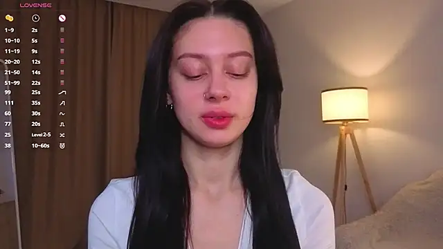 MarvisKuhIo online show from December 15, 5:34 am