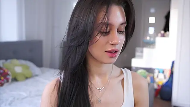 MarvisKuhIo online show from November 17, 6:14 am