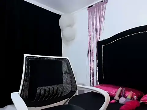 Emma collins1 online show from November 10, 2:06 am