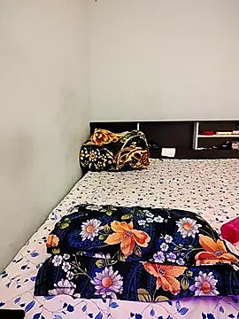 LoveLy-Soneya online show from December 13, 7:53 pm