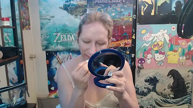 Savanah Banana  online show from February 7, 10:41 am